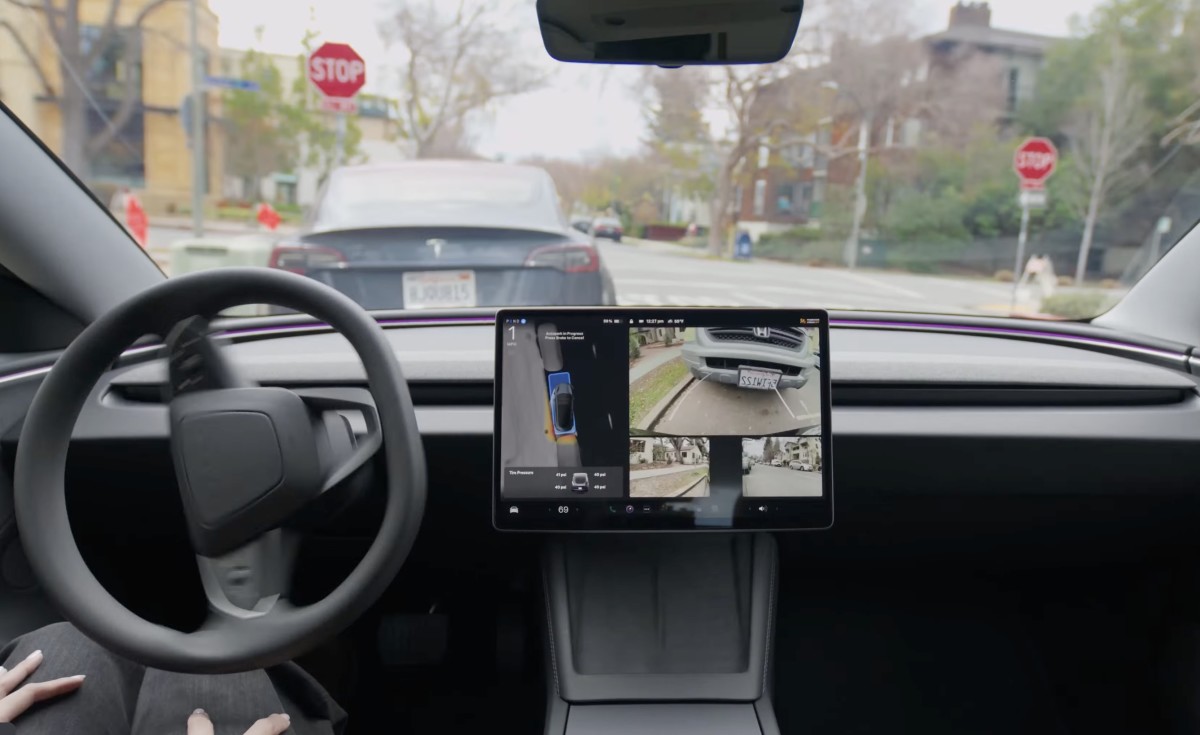 Tesla FSD pode reduzir sua conta de seguro pela metade