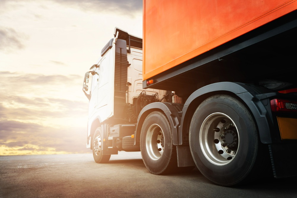 A decisão tarifária eleva os estoques de transporte – e remodela o risco do seguro de transporte rodoviário