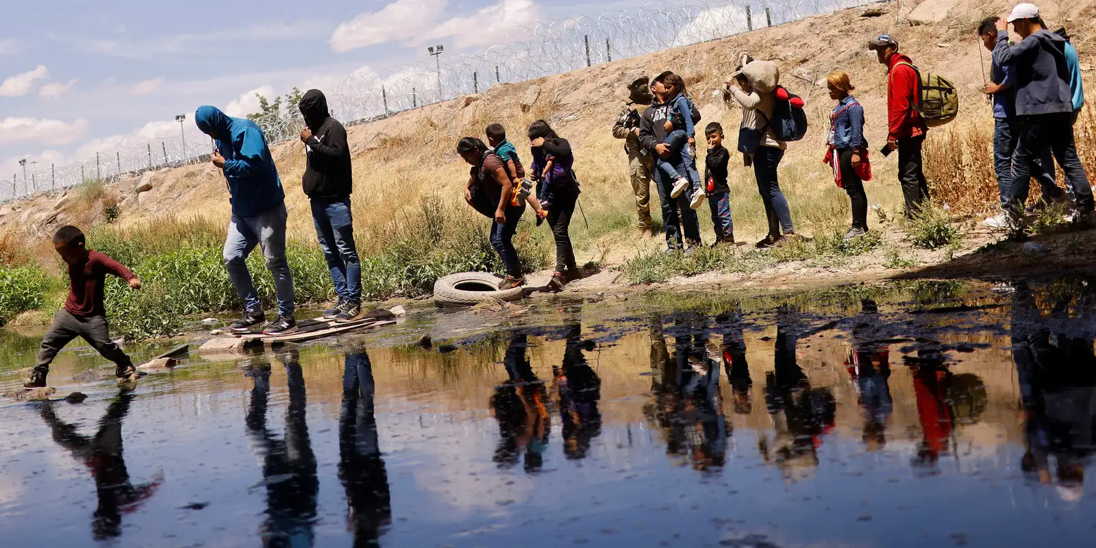 Quase 8 mil pessoas morreram em rotas migratórias em 2025