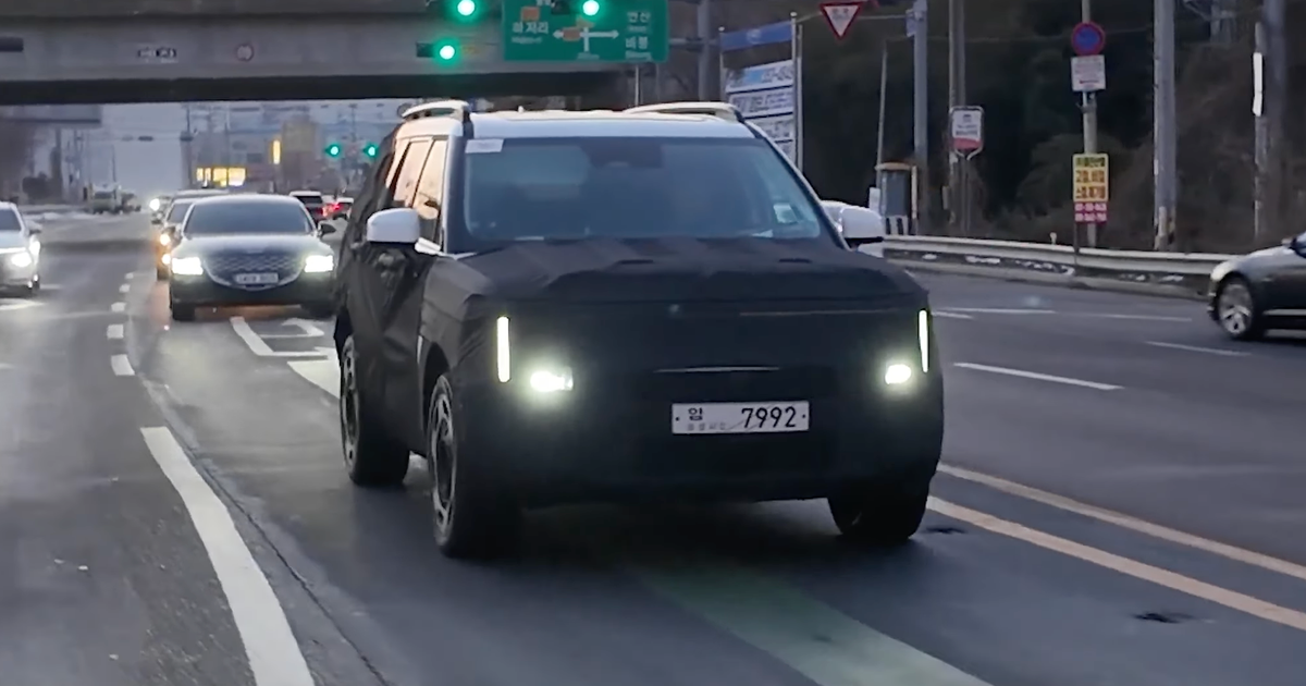 Hyundai Santa Fe perdendo sua característica mais polêmica
