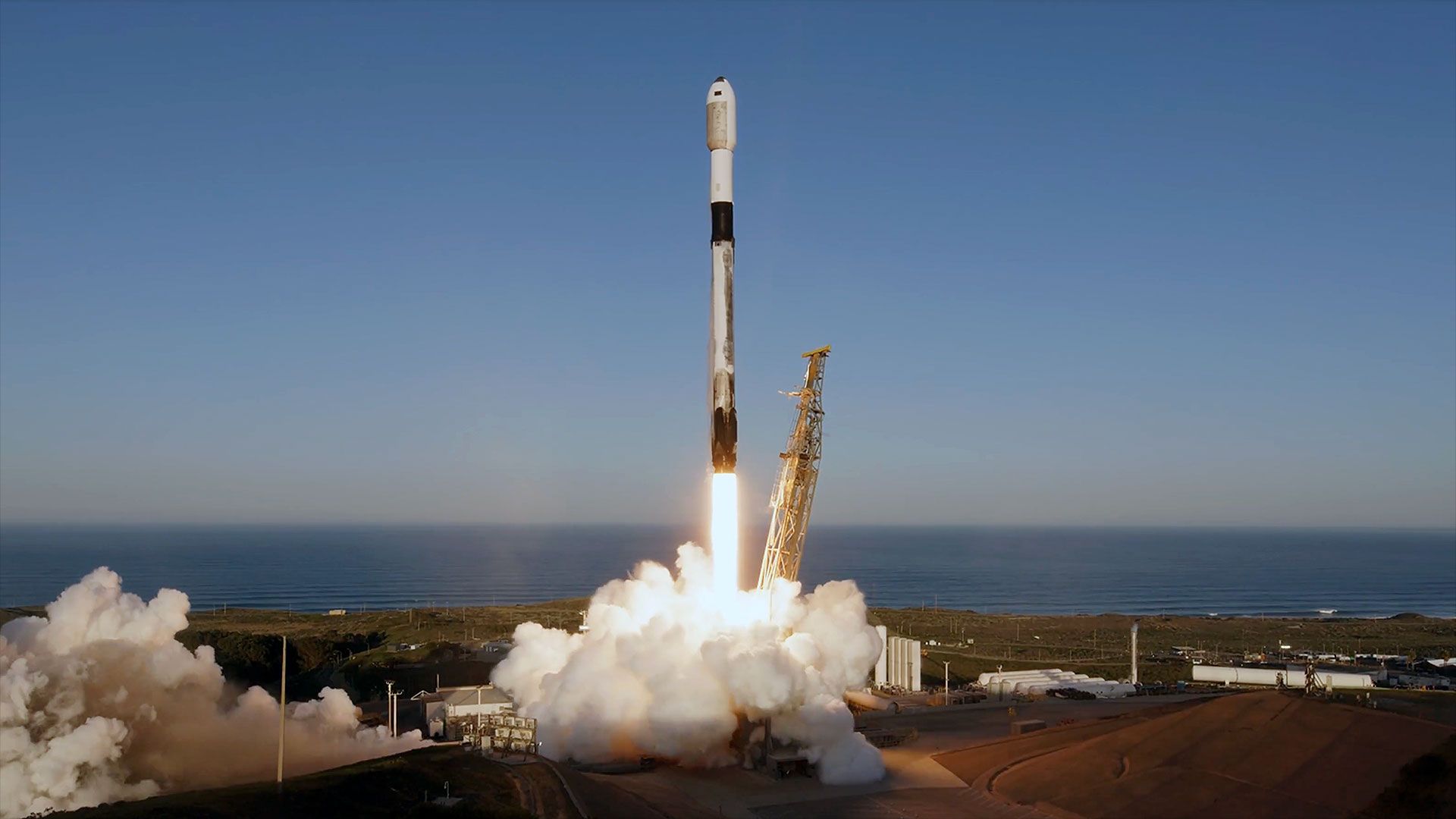 4 questões de estágio superior em 19 meses: Quando o foguete Falcon 9 da SpaceX retornará ao vôo?