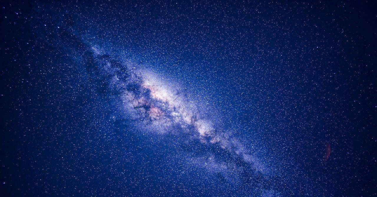 Uma galáxia composta quase inteiramente de matéria escura foi confirmada