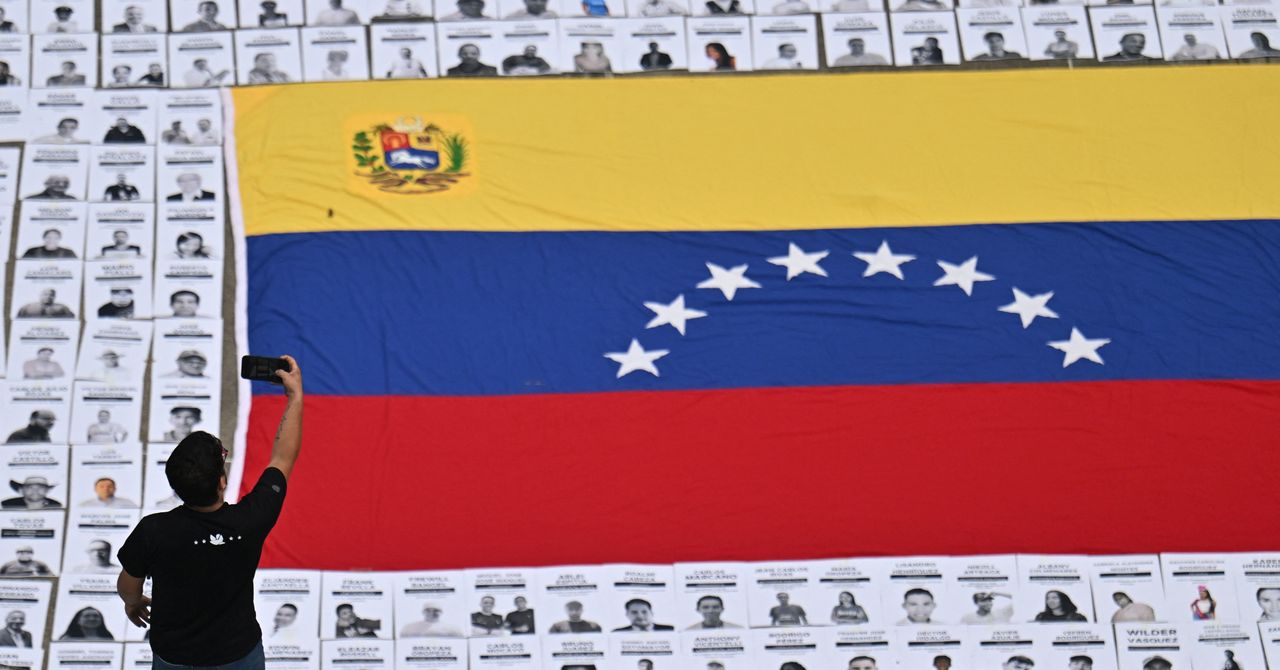 As redes de informação que conectam os venezuelanos em tempos incertos