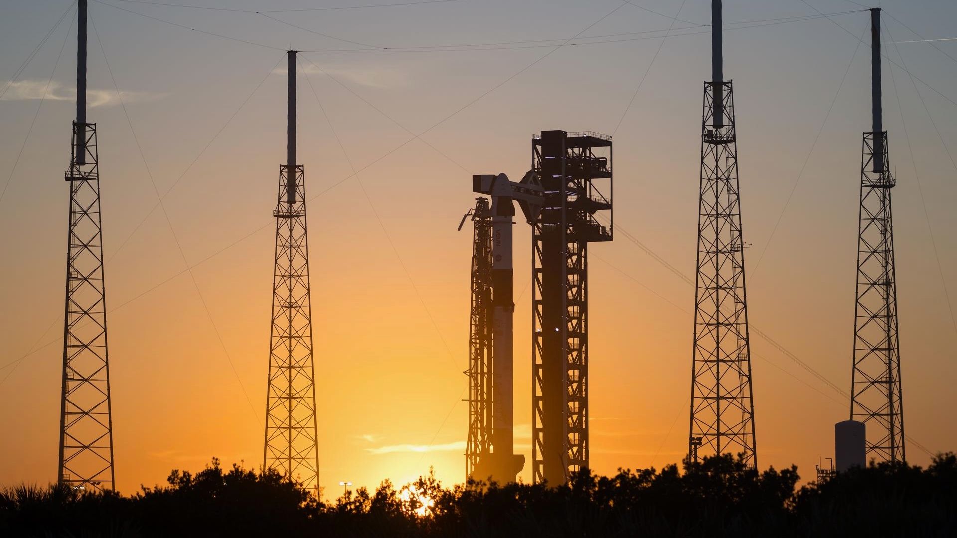Veja a SpaceX lançar a missão de astronauta Crew-12 para a Estação Espacial Internacional no início de 13 de fevereiro