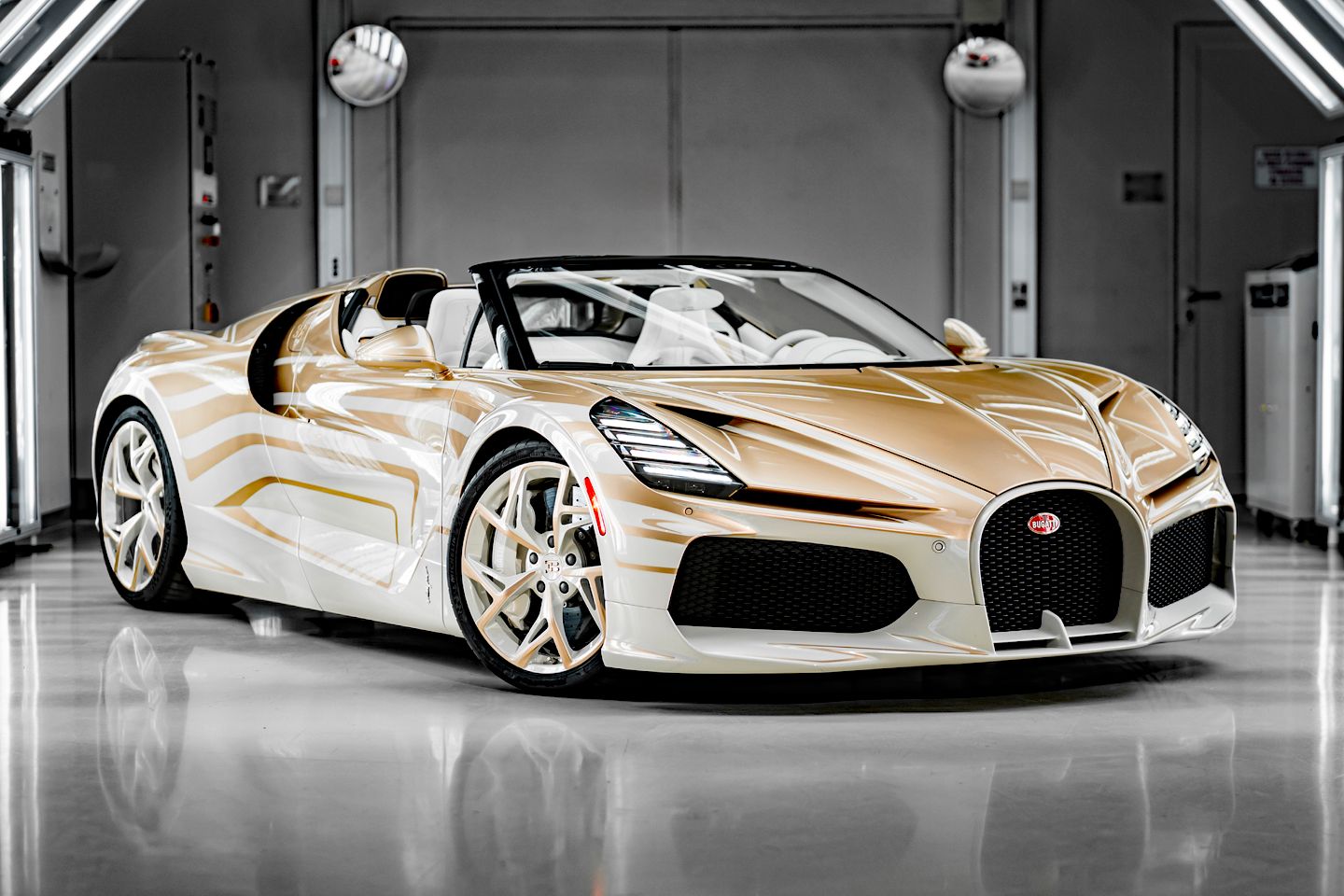 Eis o Bugatti Mistral ‘La Perle Rare’