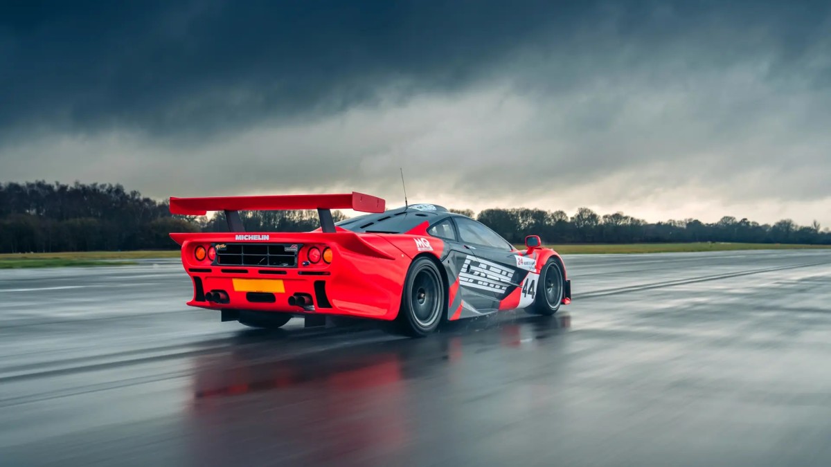 Um McLaren F1 GTR Longtail de US$ 21 milhões está indo para uma venda privada da RM Sotheby’s