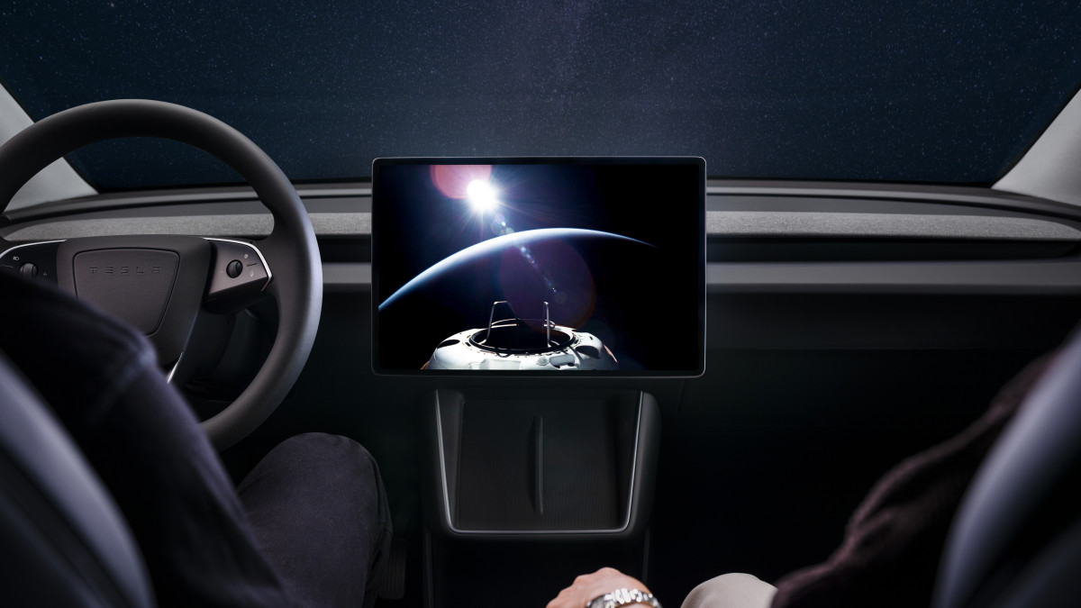 Por que a Tesla ainda não oferece Apple CarPlay em 2026