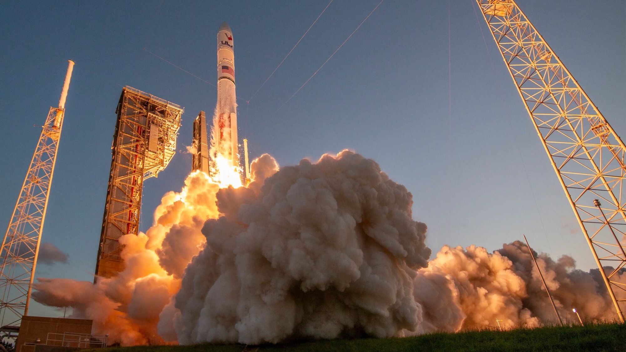Força Espacial dos EUA transfere lançamento de GPS para SpaceX Falcon 9 devido a falha no foguete Vulcan