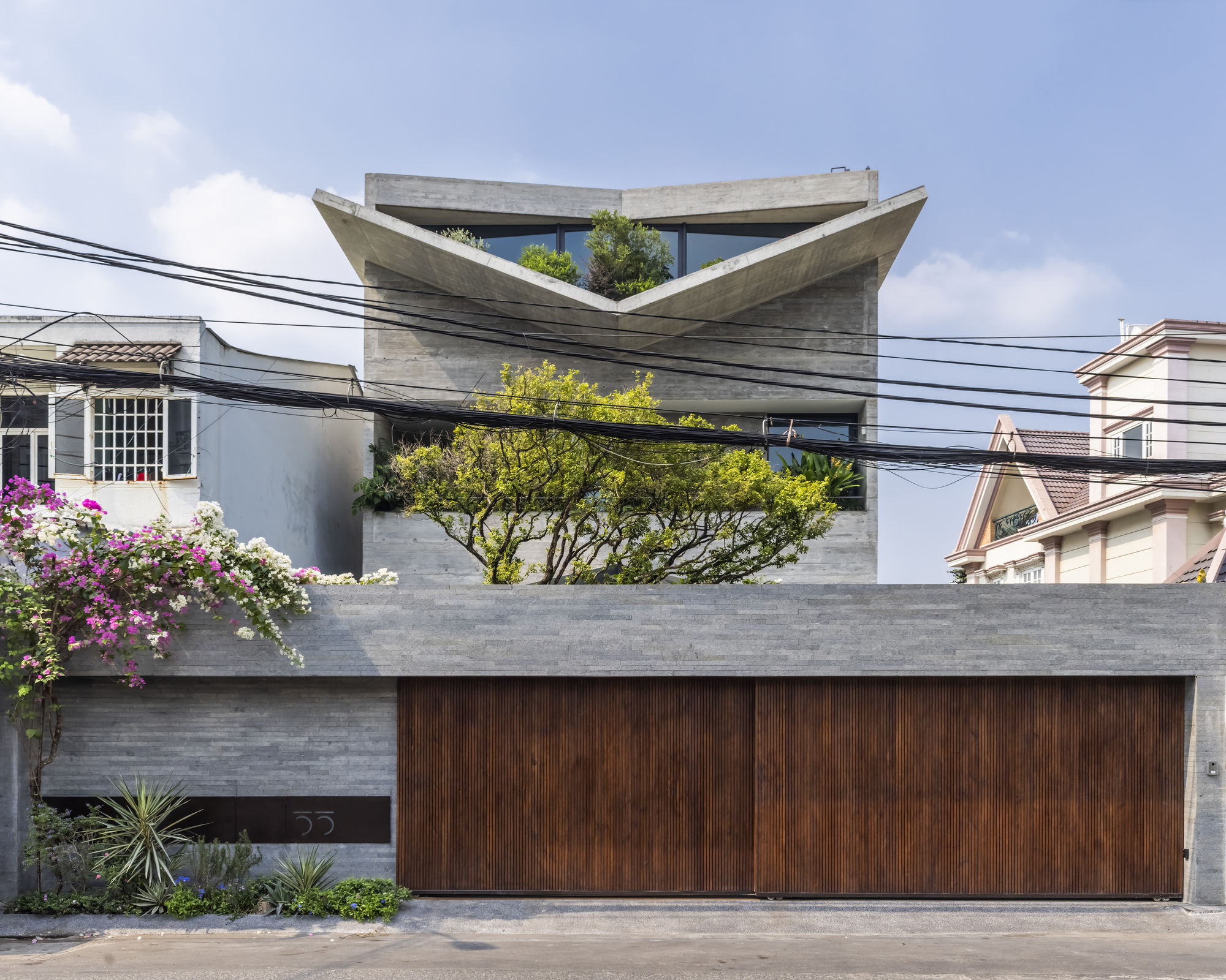 Moradia V / 23o5Estúdio | ArchDaily