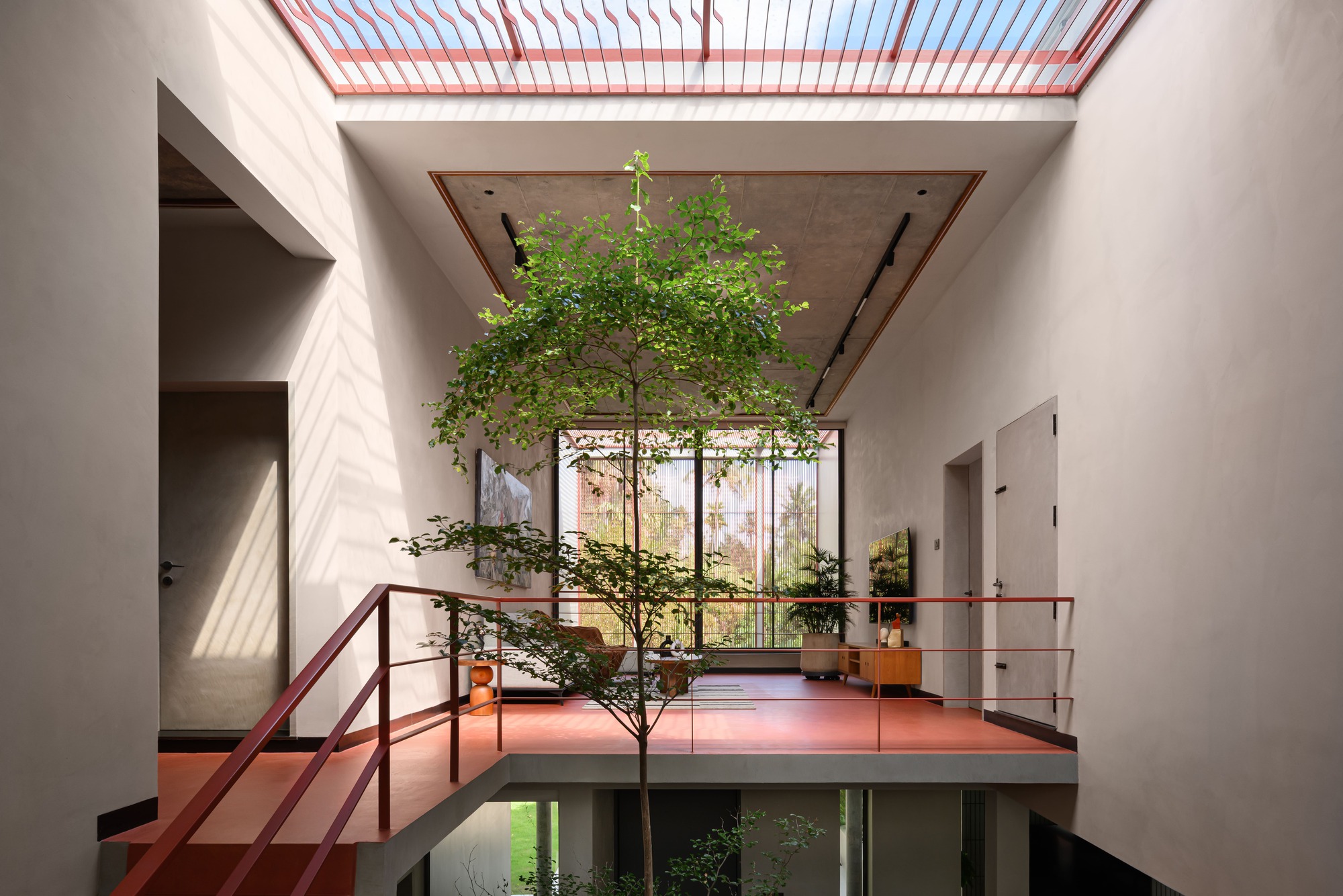 MRIYA – a Casa Vermelha / i2a Architects Studio