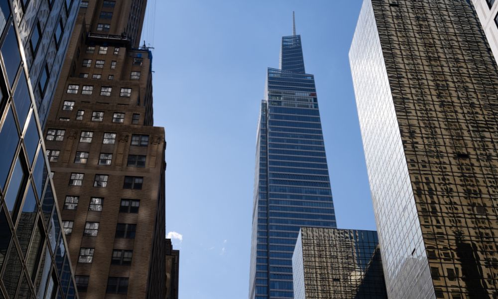 Travellers processa Chubb e Accredited pela cobertura de lesões One Vanderbilt