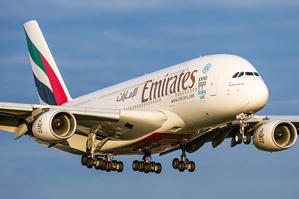 Emirates garante cobertura de risco de guerra com preços reduzidos enquanto rivais enfrentam custos de seguro crescentes