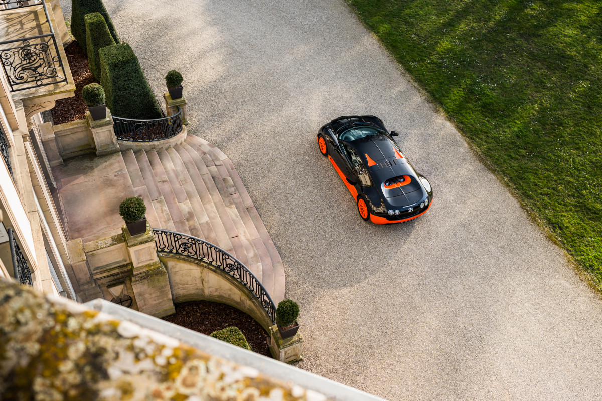Bugatti acaba de restaurar o Veyron mais potente de todos os tempos