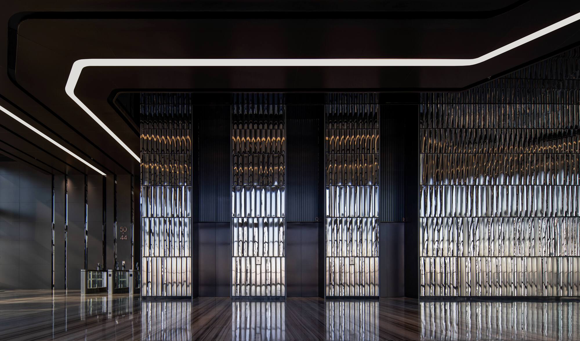 Design de interiores do centro financeiro Jinan Ping An / Nikken Sekkei