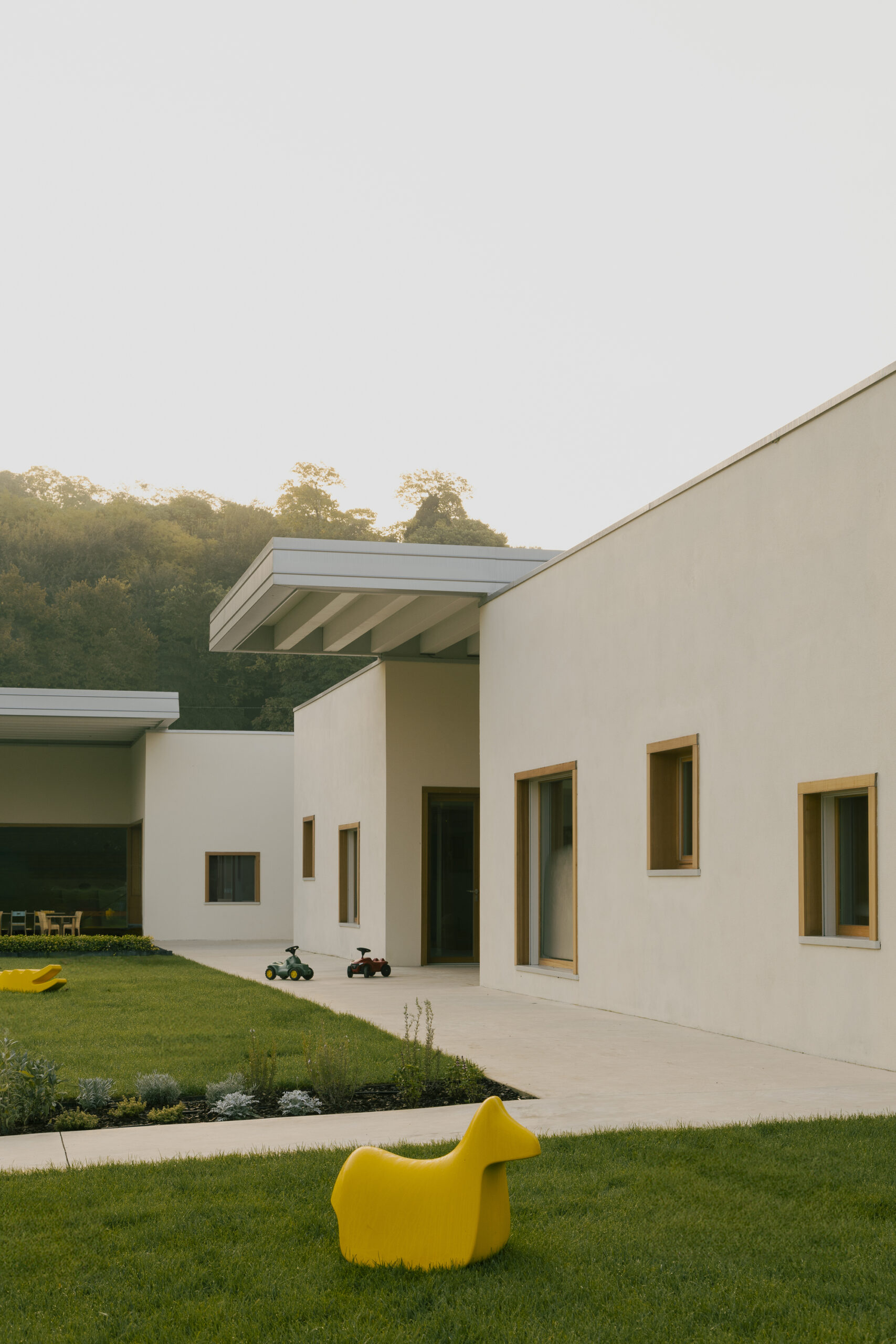 Centro de Educação Infantil Valbona / Colucci&Partners