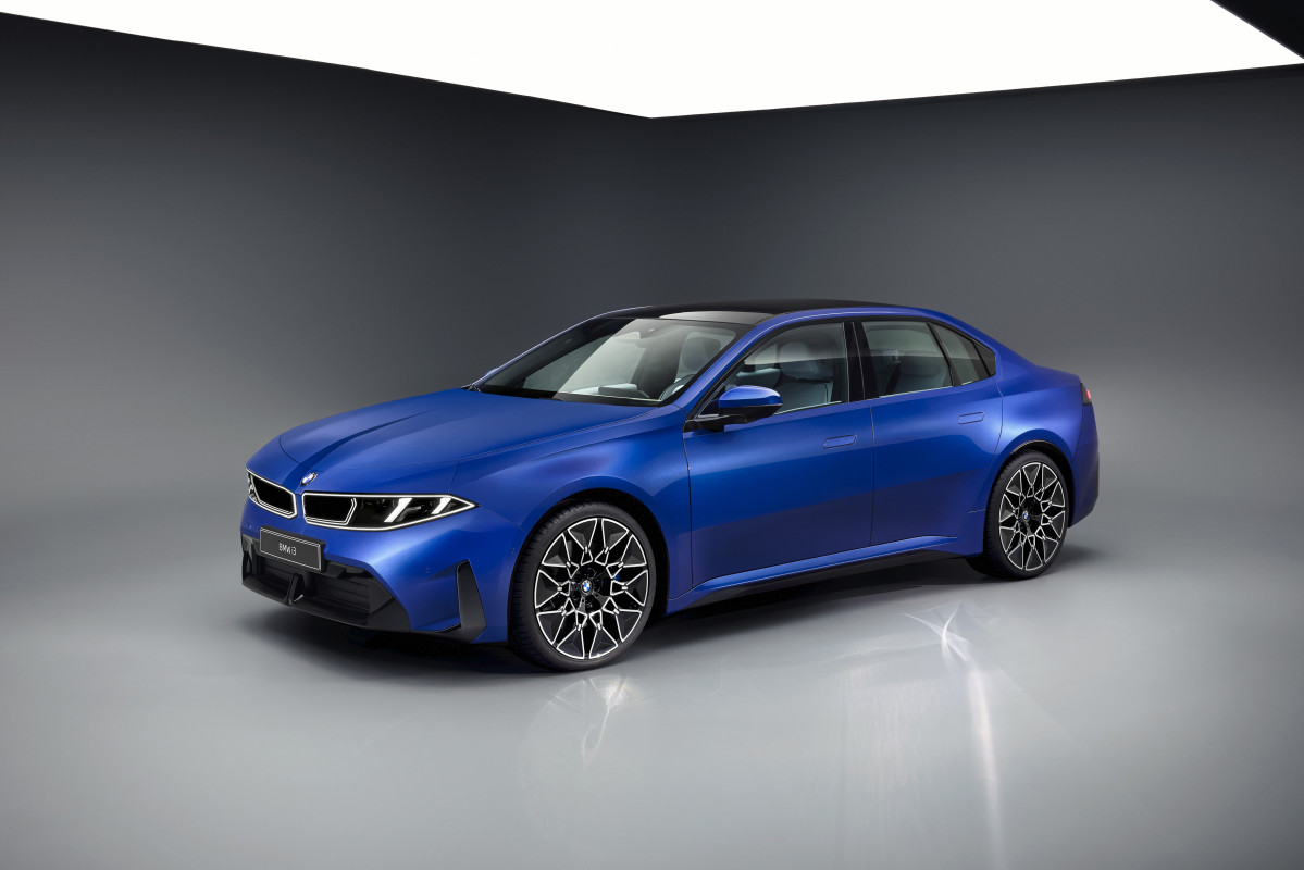 A BMW quase colocou grades verticais no Série 3 elétrico – e depois decidiu que “parecia muito retrô”