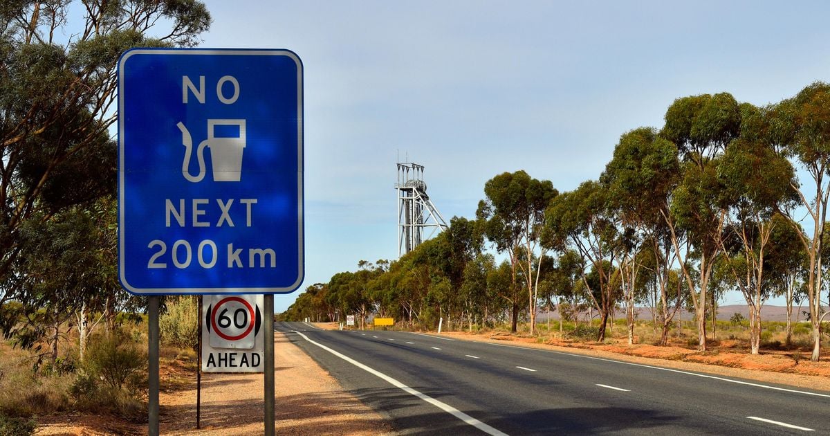 Mais de 100 estações de serviço em NSW ficam sem diesel e algumas não têm combustível algum