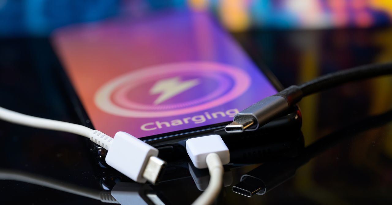Você deve deixar seu telefone carregando durante a noite?