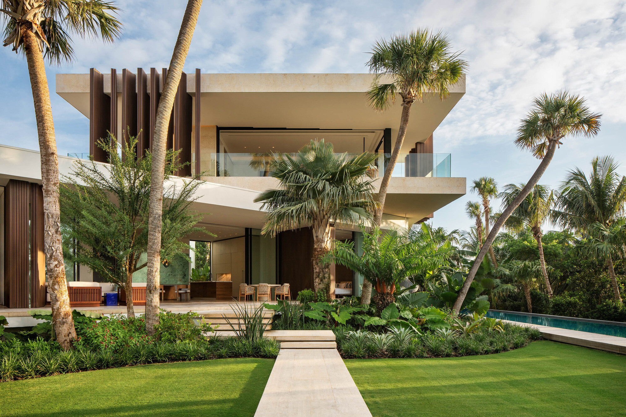 Vila Lyla / SAOTA | ArchDaily