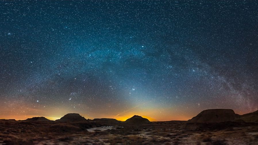 Março é uma ótima época para observar o brilho estranho da luz zodiacal. Veja como ver