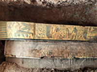 Caixões dos cantores de Amon, papiros selados encontrados em Luxor – The History Blog