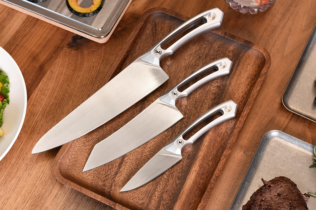 As facas de cozinha MAKO da Titaner são as primeiras com lâminas de aço M390
