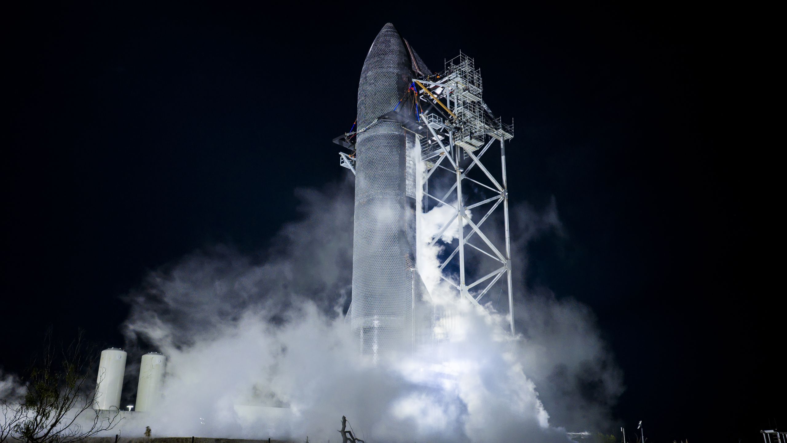 A SpaceX está a ‘cerca de 4 semanas’ de lançar sua nave estelar mais poderosa até agora, diz Elon Musk