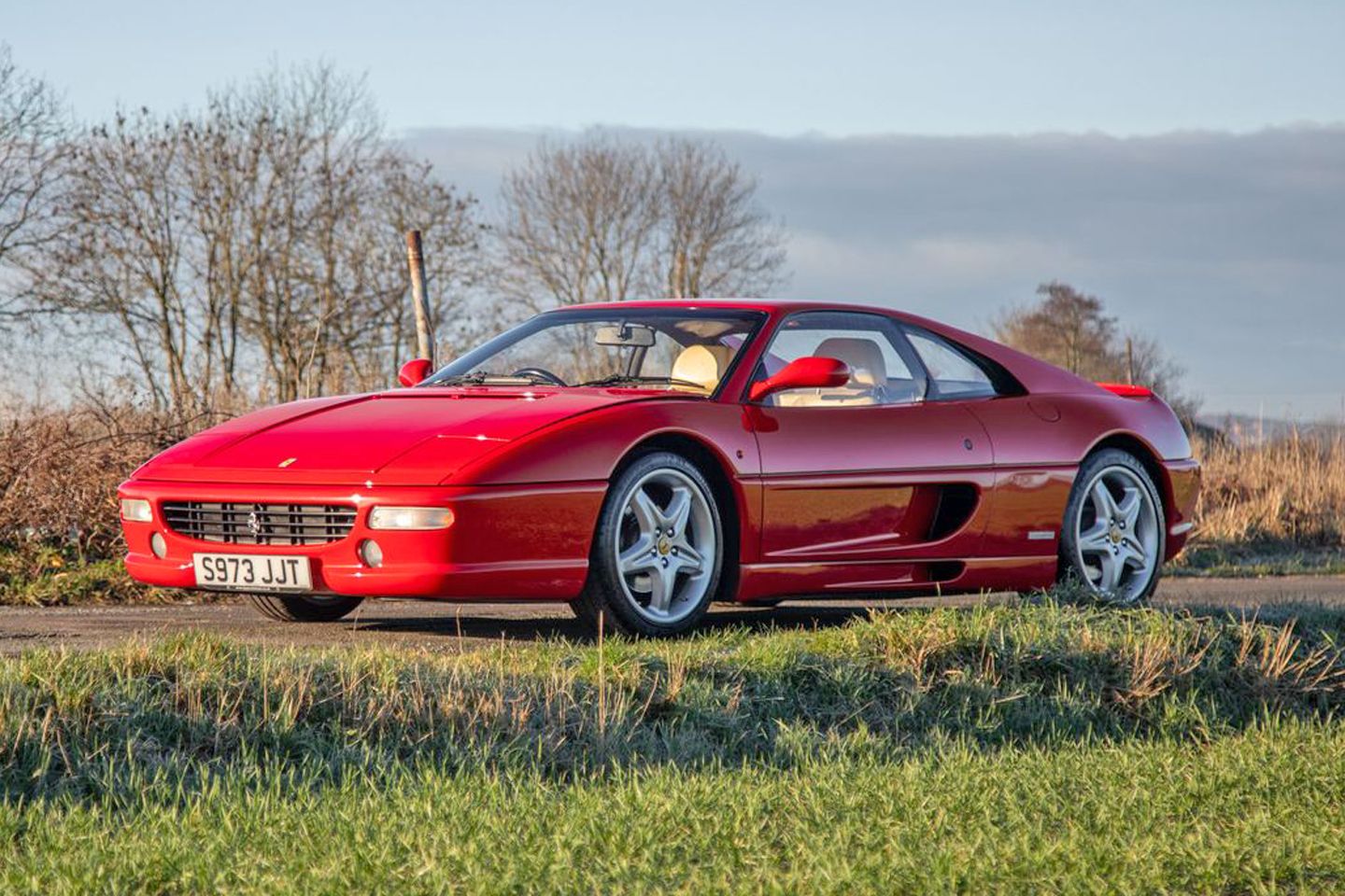 Vendido! | As Ferraris mais usadas que você perdeu