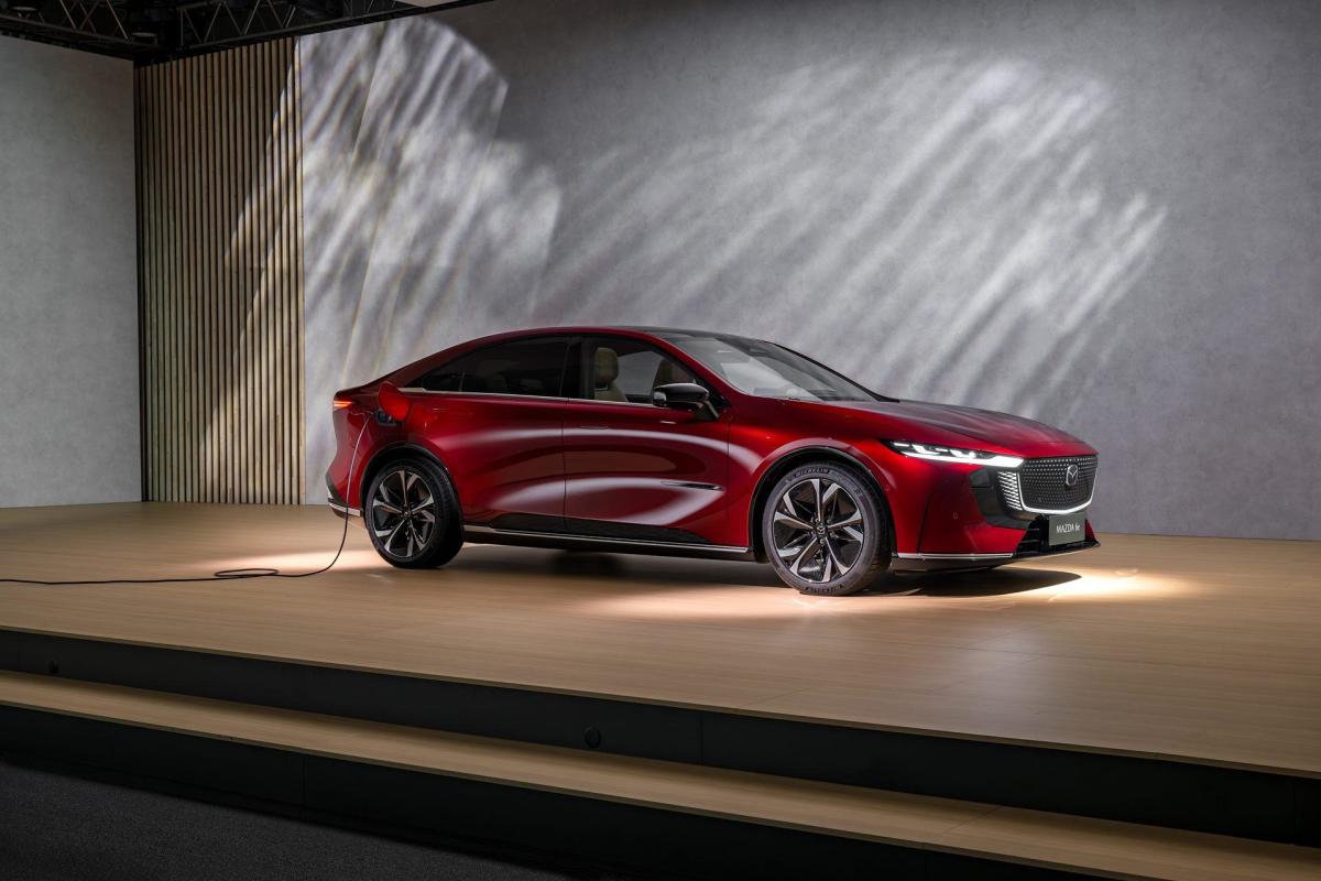 Mazda recusou a tecnologia híbrida da Toyota para o CX-5 e construiu a sua própria
