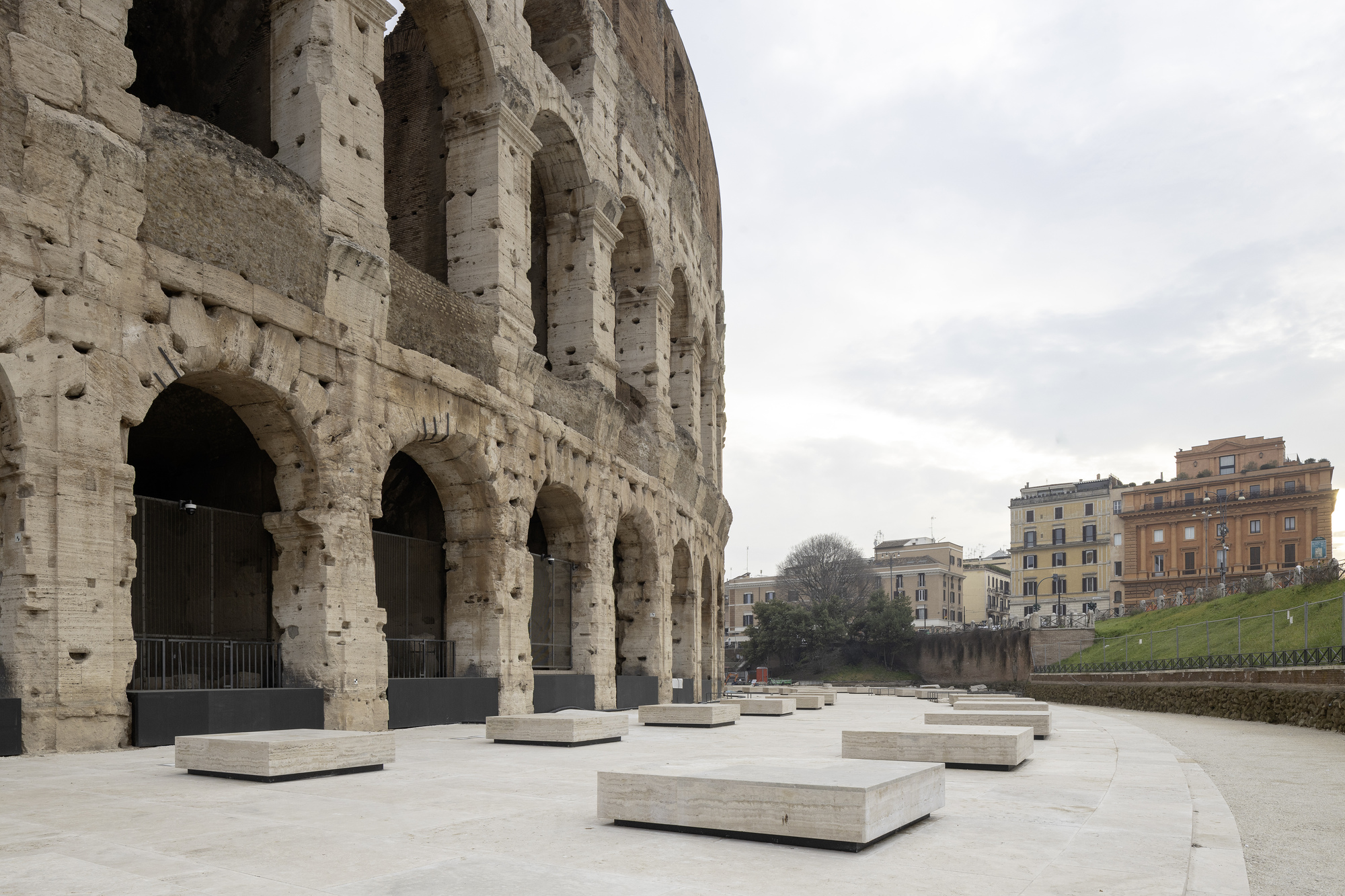Stefano Boeri Interiors restaura áreas ambulatoriais ao sul do Coliseu em Roma