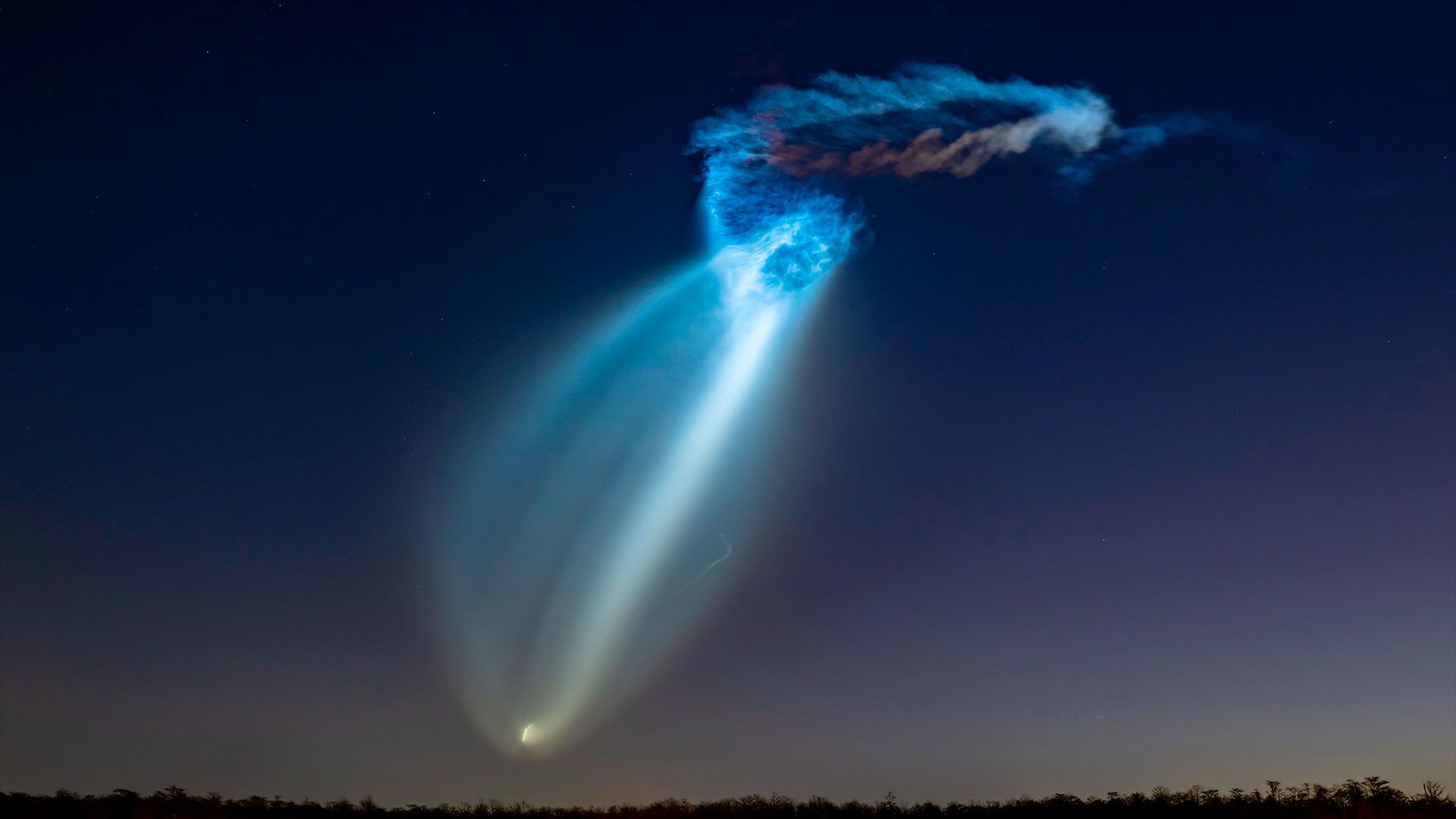 O lançamento do SpaceX Starlink cria lindas ‘águas-vivas’ nos céus da Flórida antes do amanhecer
