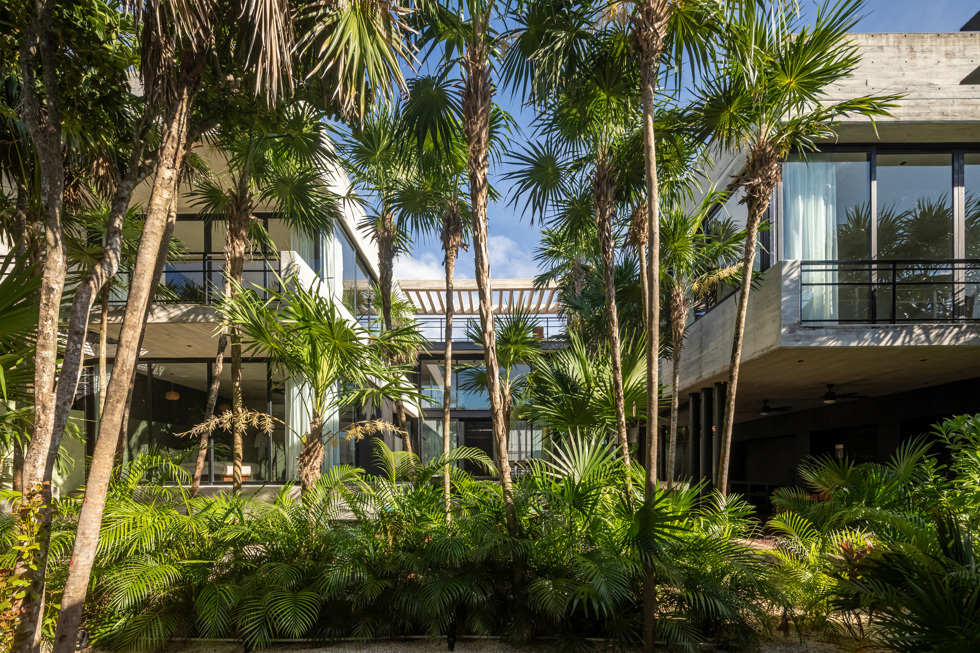 Vihara House / Di Frenna Arquitectos
