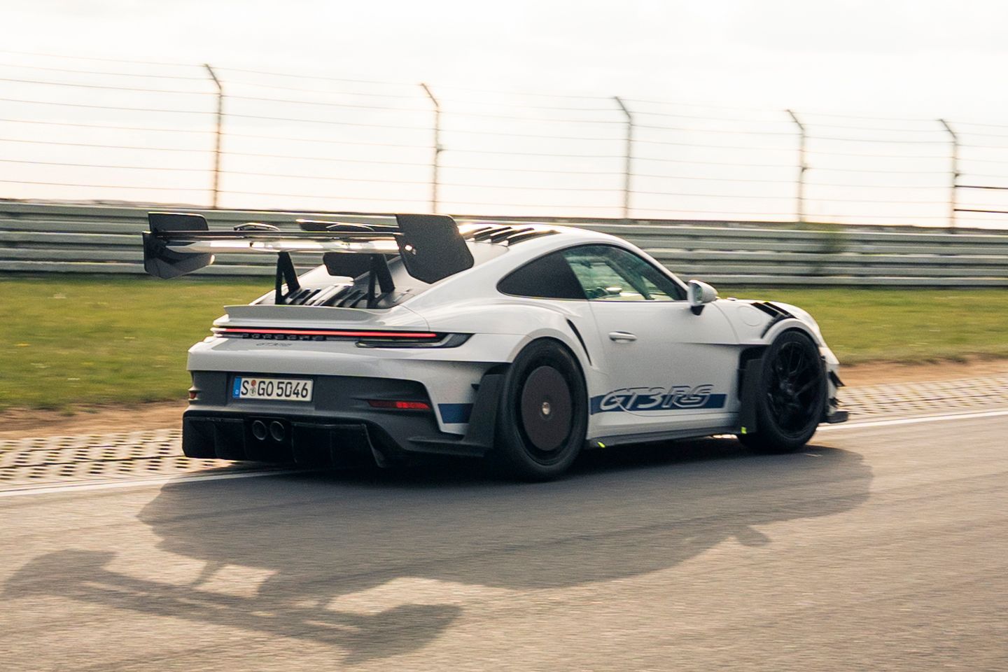 Manthey Kit GT3 RS oferece tempos de volta ‘surpreendentes’