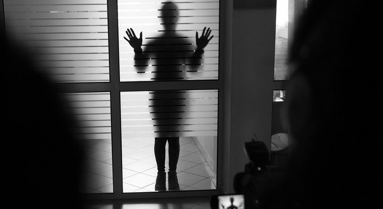 Relatores da ONU pedem justiça para vítimas de tráfico no caso Epstein