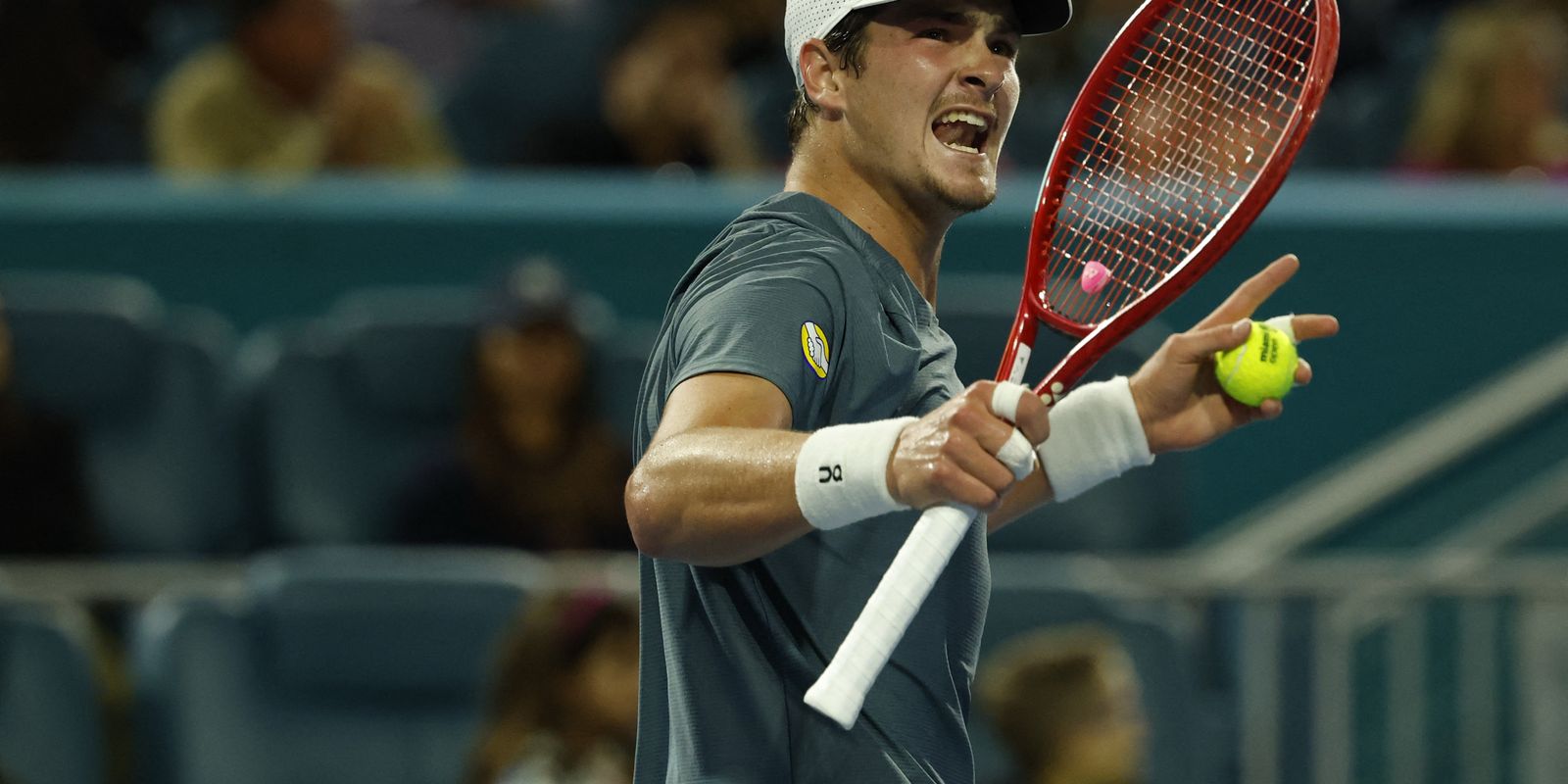 Tênis: João Fonseca avança para quartas de final em Monte Carlo