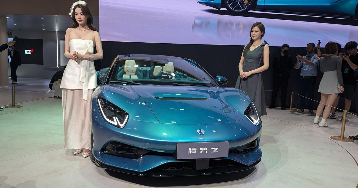 2026 BYD Denza Z Convertible se torna rival do Porsche 911 Cabriolet de 1000 cv
