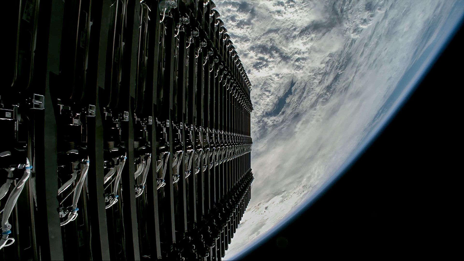 SpaceX lança dois grupos de satélites Starlink com 19 horas de intervalo