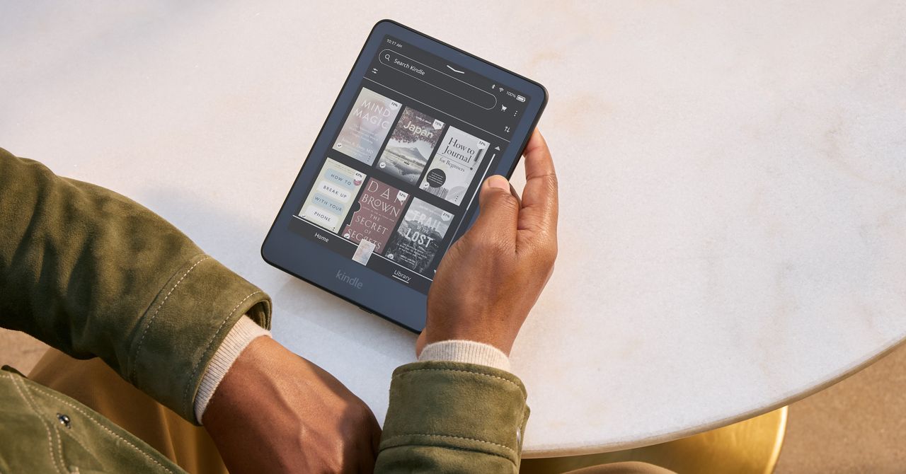 Kindle Colorsoft da Amazon ganha modo escuro (2026)