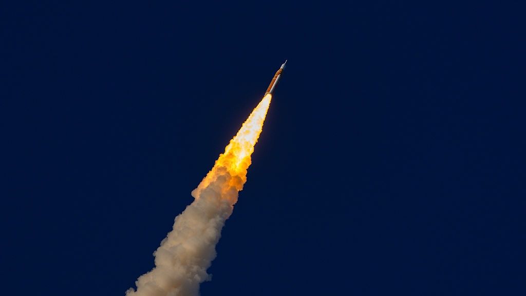 Passageiros de avião sortudos capturam do céu o lançamento da Lua Artemis 2 da NASA