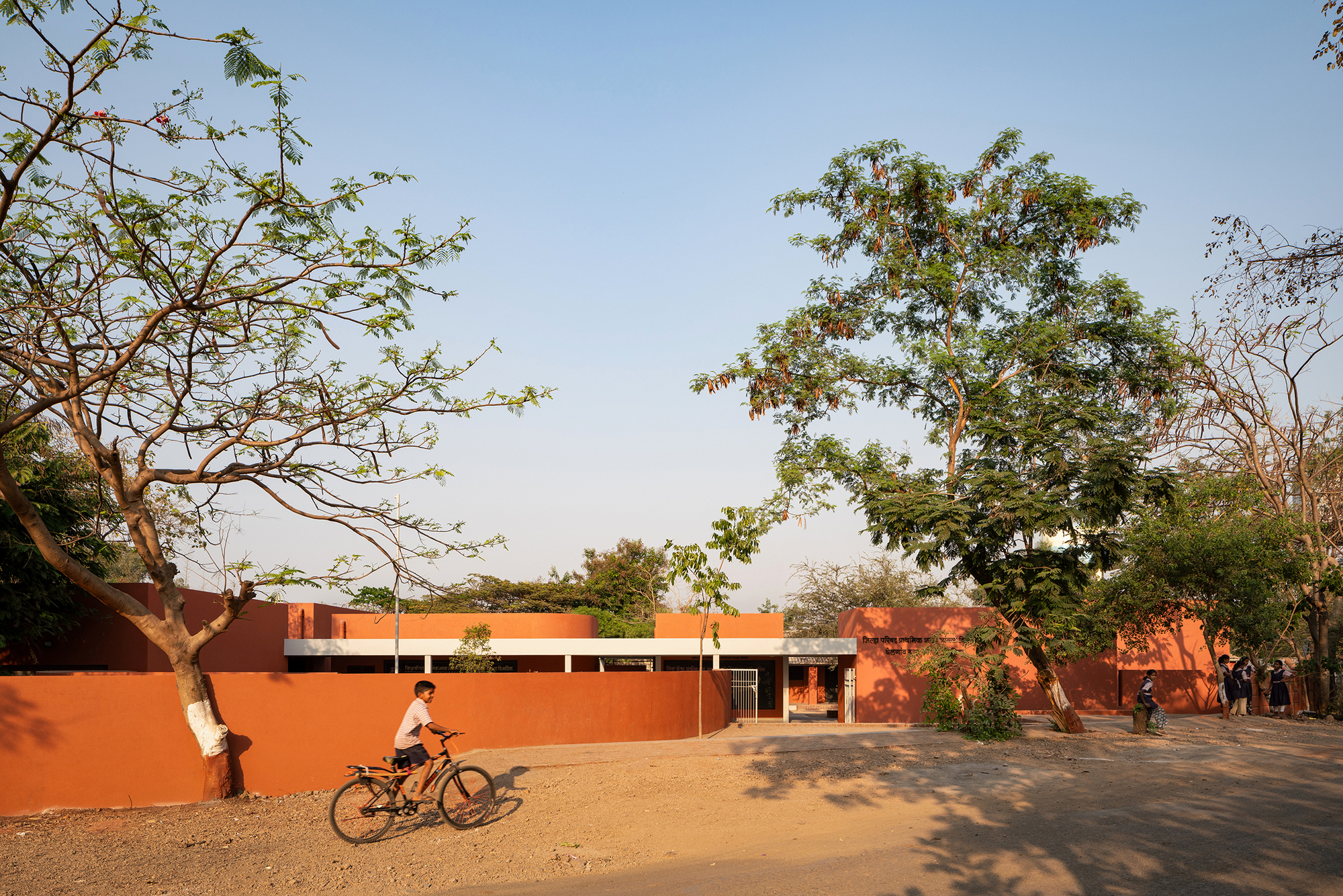 Escola Belgaon Dhaga / pk_iNCEPTiON