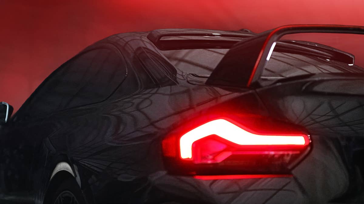 O M2 mais raro da BMW ainda se inspira nas superbikes