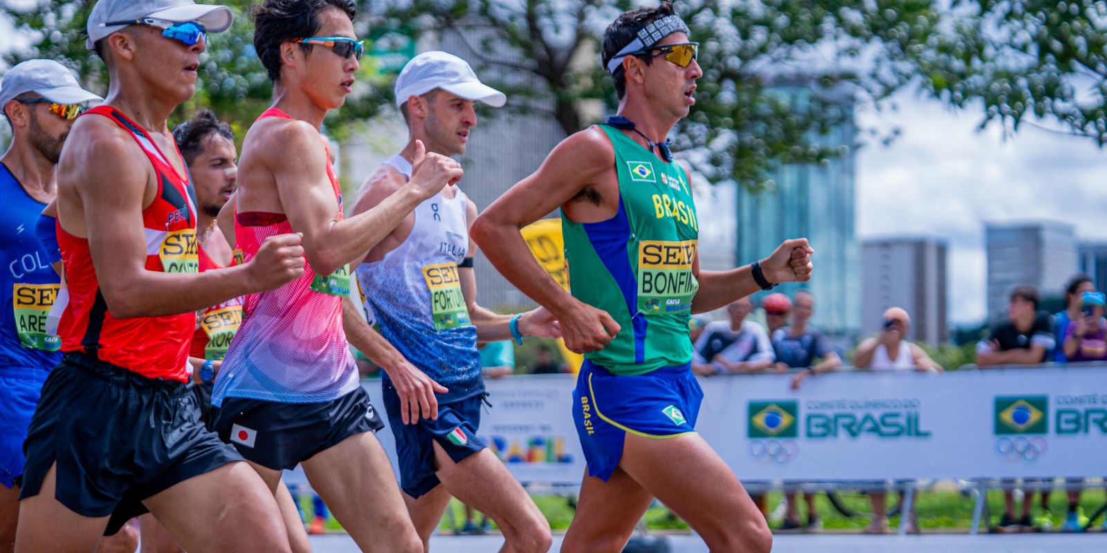 Caio Bonfim e equipe feminina conquistam bronze no Mundial de Marcha