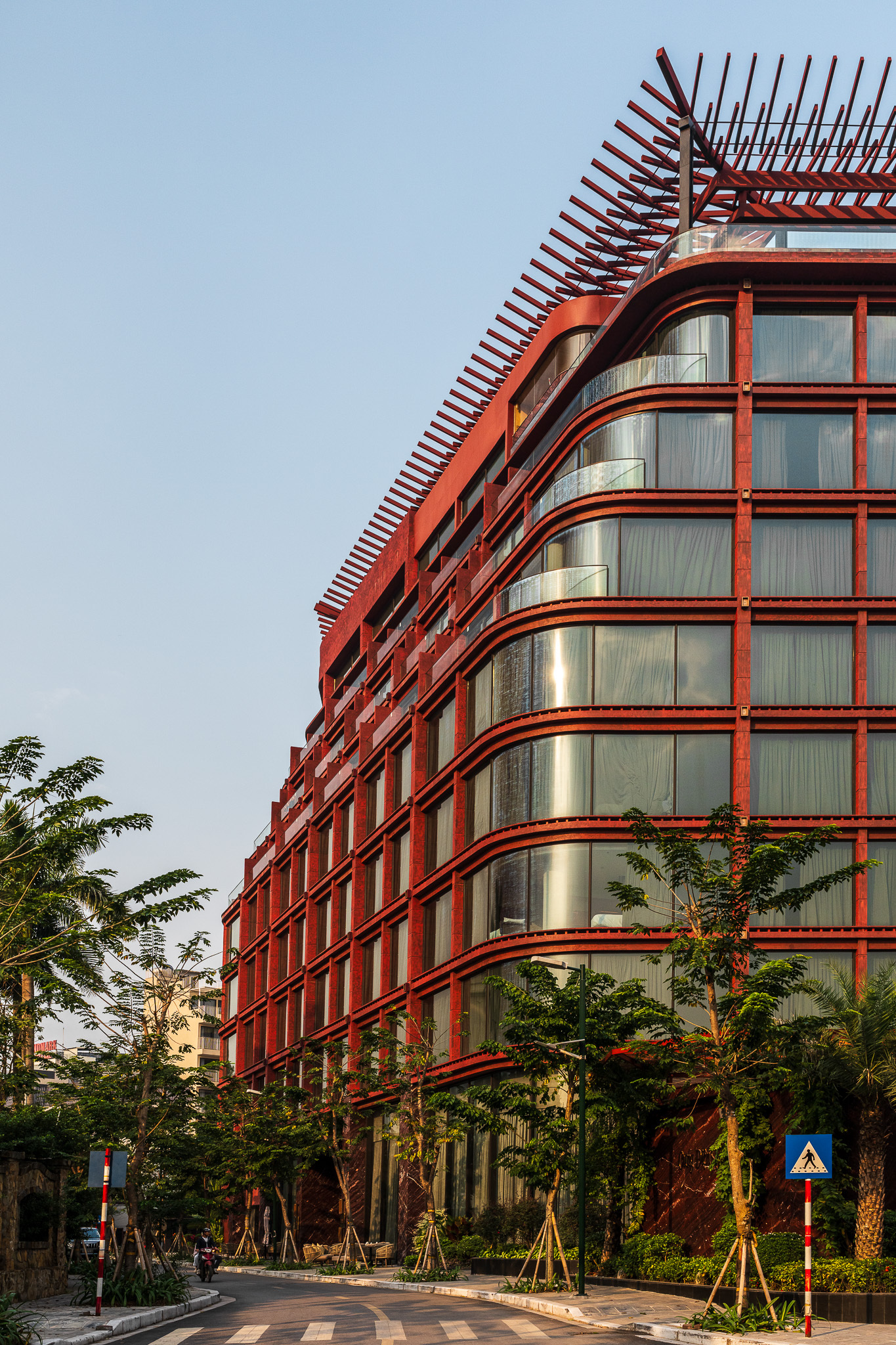Hotel Dusit Le Palais Tu Hoa / Baumschlager Eberle Architects