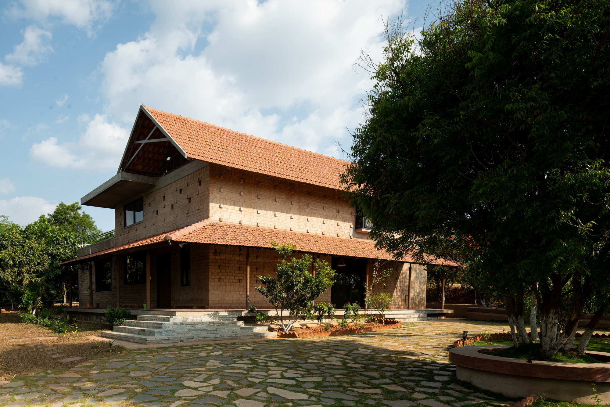 Fazenda Kripanilay / HabitArt Architecture Studio