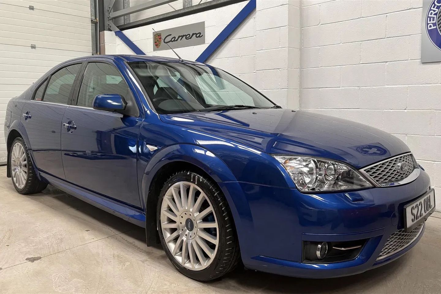 Ford Mondeo ST220 | Identificado