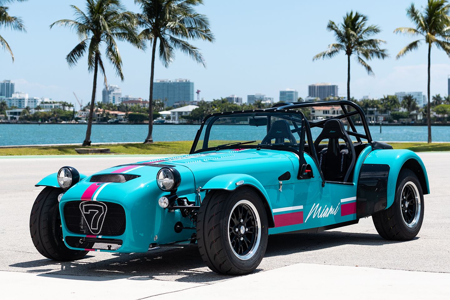 Confira a nova edição especial de Miami da Caterham