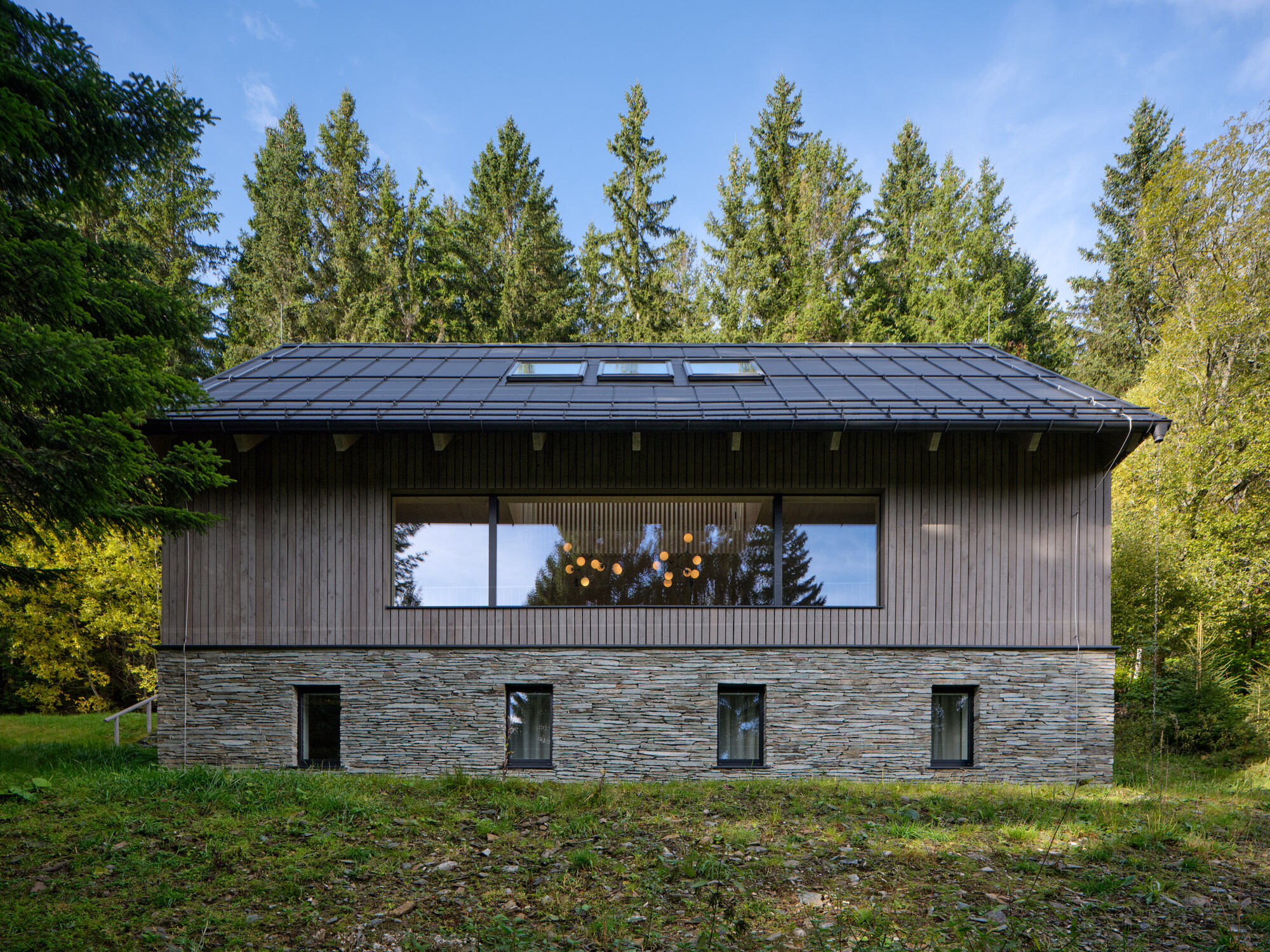 Chalé de montanha Na Kukačky / Editar! arquitetos