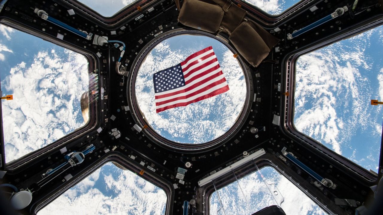 Esses astronautas estão tentando defender a Constituição dos EUA: ‘Precisamos ter certeza de que as pessoas estão usando fatos e evidências’