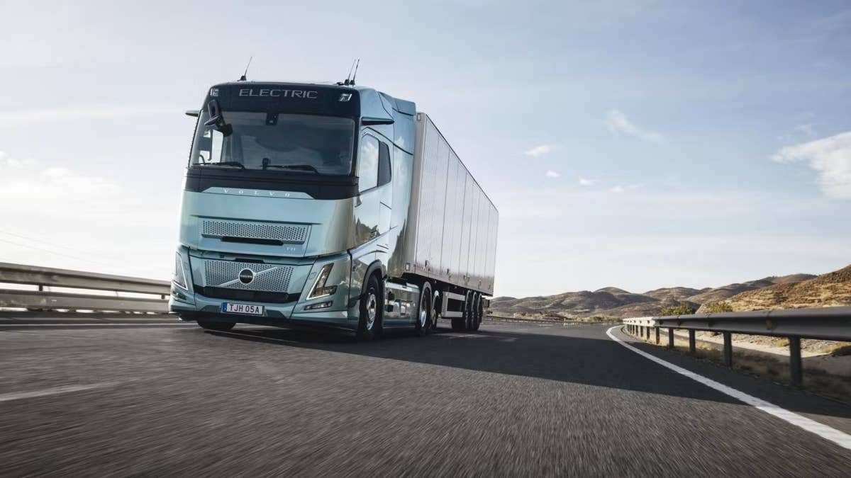O Semi Elétrico da Volvo atinge 435 milhas – e carrega em 50 minutos