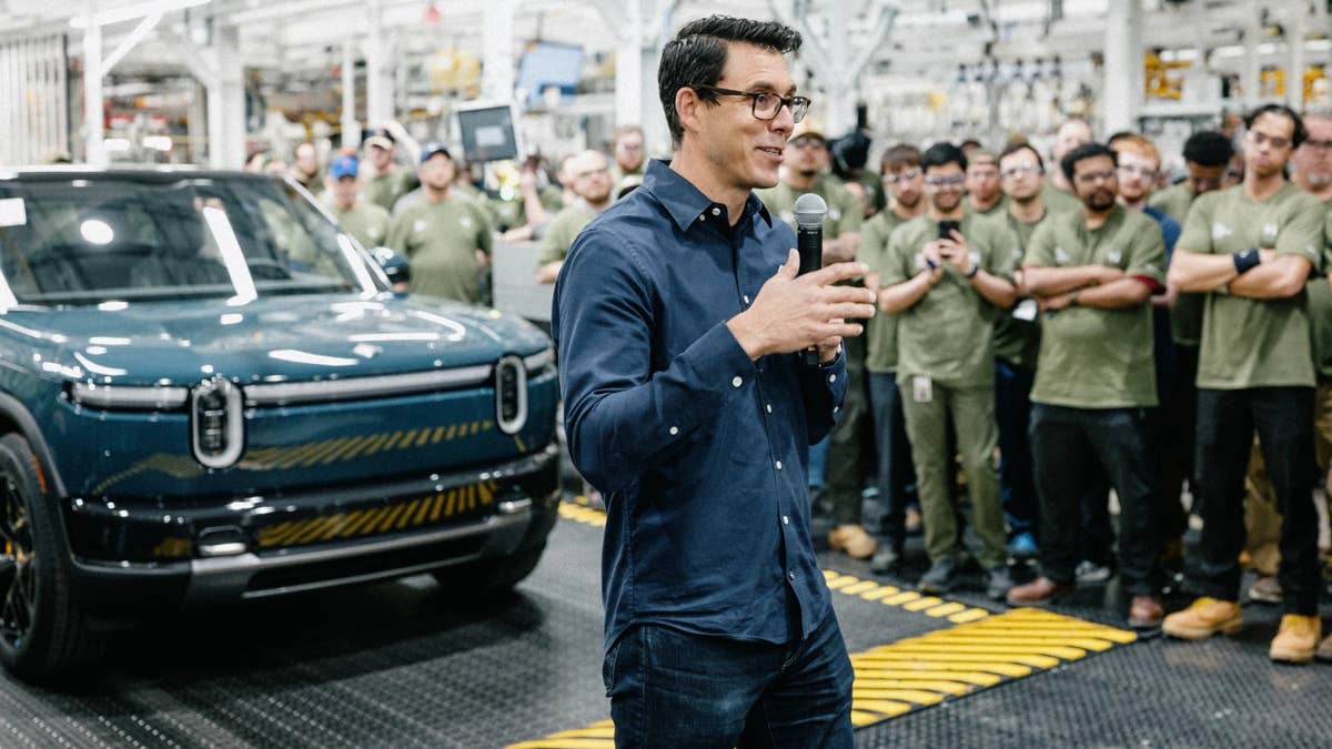 Rivian começa a construir o SUV que pode fazer ou quebrar a empresa
